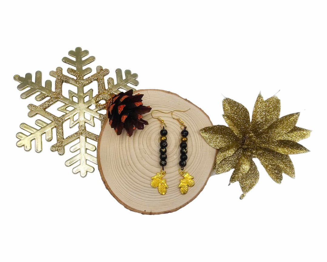 Christmas mitten earrings