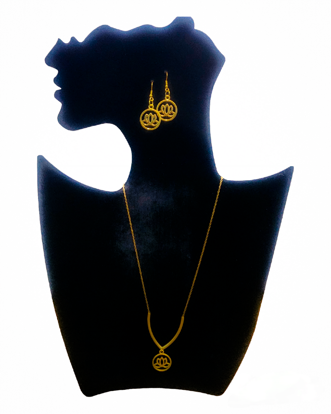 Necklace and earrings set