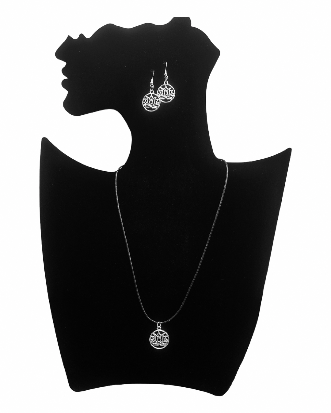 Necklace and earrings set